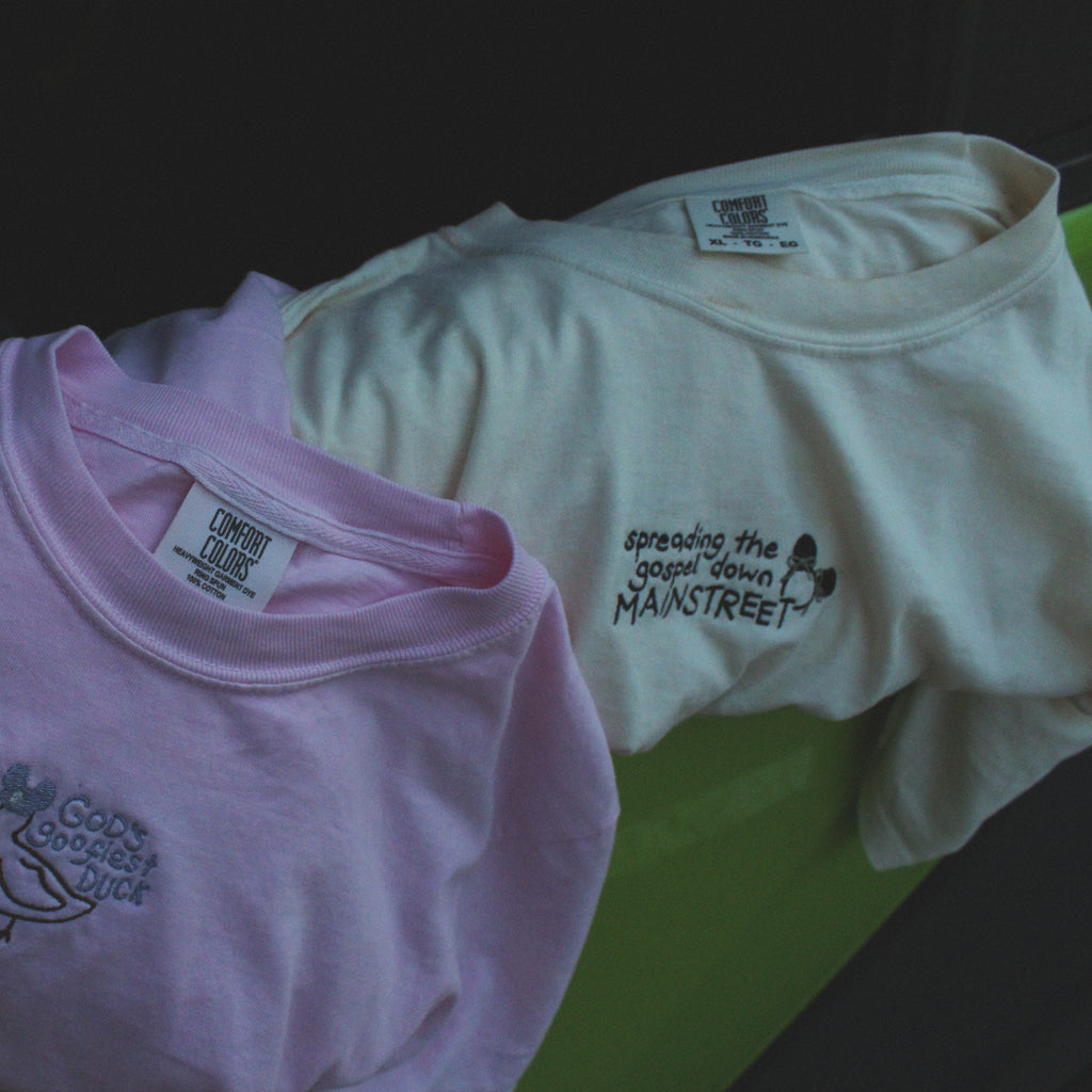 Gospel down Main | Embroidered T-Shirt